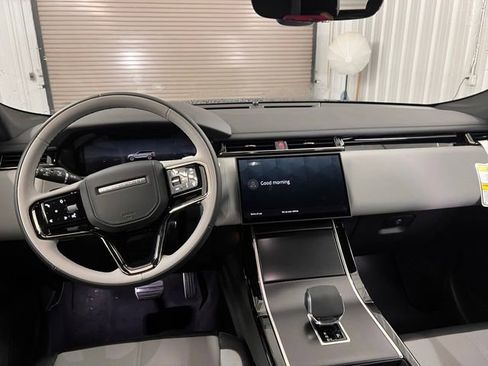 Used 2026 Land Rover Range Rover Velar Dynamic SE AWD/4WD image 12