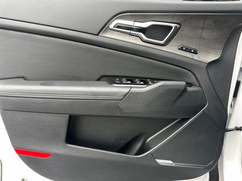 Used 2025 Kia Sportage X-Pro image 15