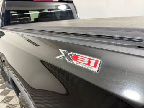 Used 2020 GMC Sierra 1500 Elevation AWD/4WD image 10