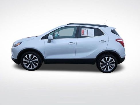 Used 2021 Buick Encore Preferred FWD image 3