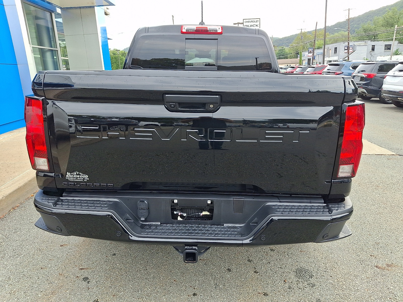 Used 2025 Chevrolet Colorado Trail Boss AWD/4WD image 5