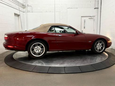 Used 2001 Jaguar XK8 Convertible RWD image 14