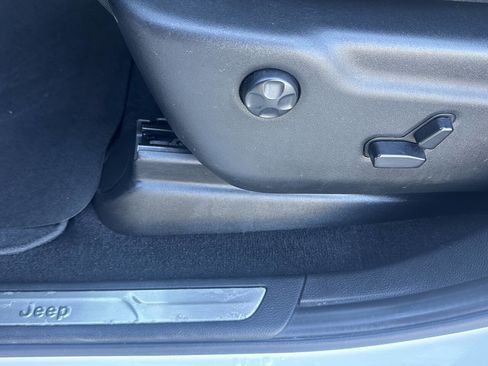 Used 2021 Jeep Grand Cherokee Limited w/ Quick Order Package 28K 80th image 5