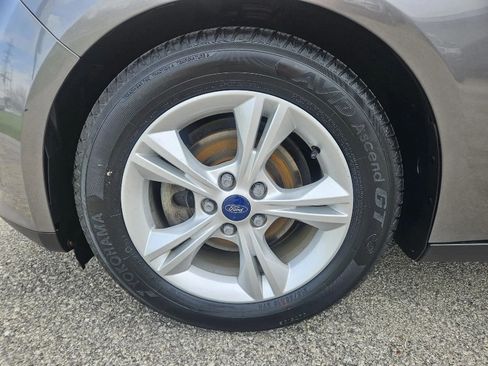 Used 2014 Ford Focus SE image 9