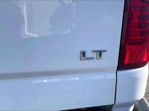 Used 2024 Chevrolet Silverado 2500 LT image 8