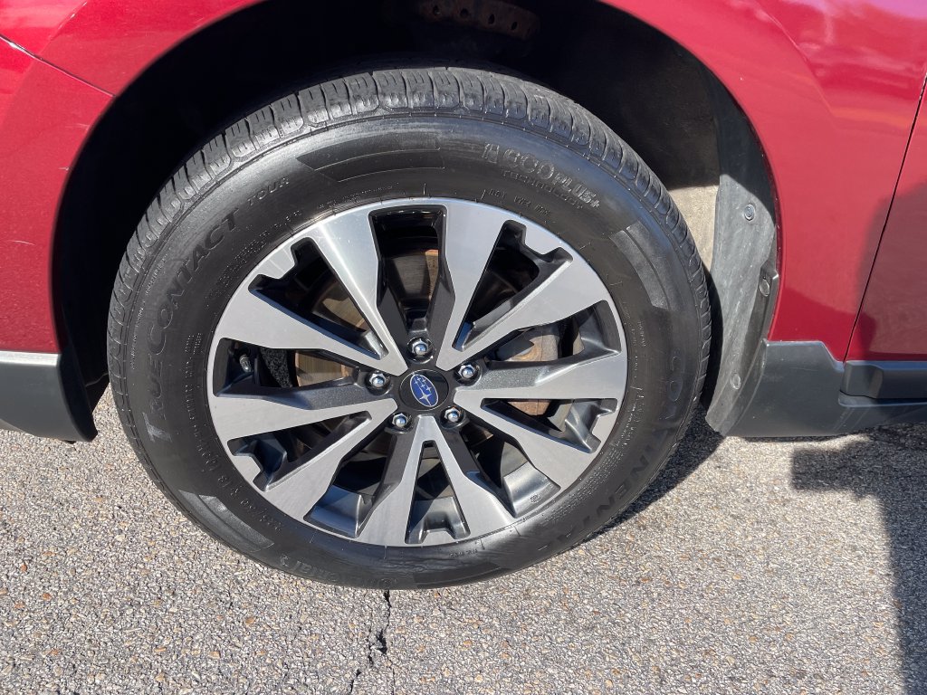 Used 2016 Subaru Outback 2.5i Limited AWD/4WD image 9