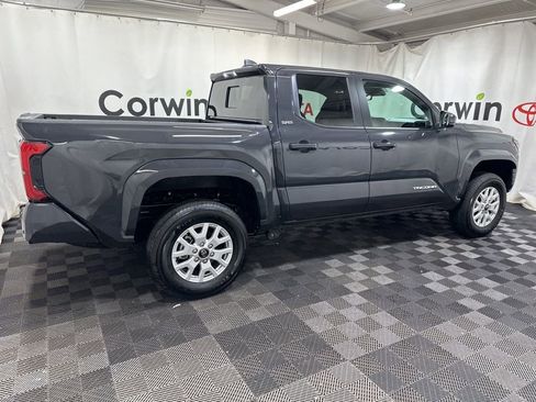 Used 2025 Toyota Tacoma SR5 image 10
