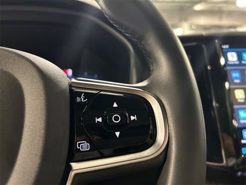 Certified 2025 Volvo XC60 T8 Ultra w/ Climate Package PRO image 14