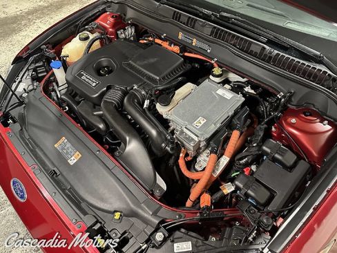 Used 2016 Ford Fusion Energi Titanium w/ Driver Assist Package FWD image 33