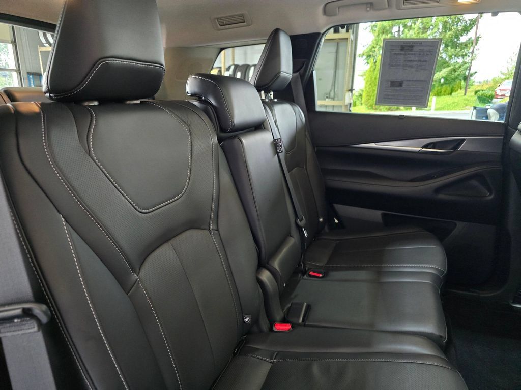 Certified 2023 INFINITI QX60 Luxe w/ Cargo Package AWD/4WD image 29
