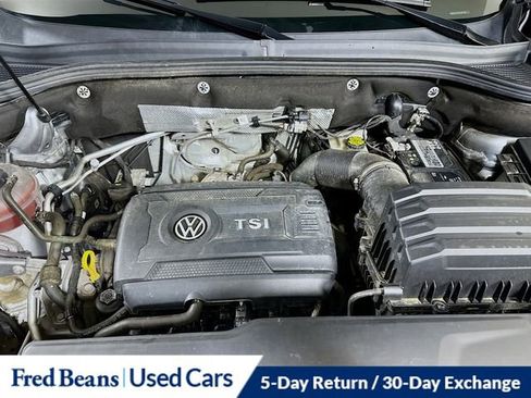 Used 2023 Volkswagen Atlas Cross Sport SEL AWD/4WD image 31