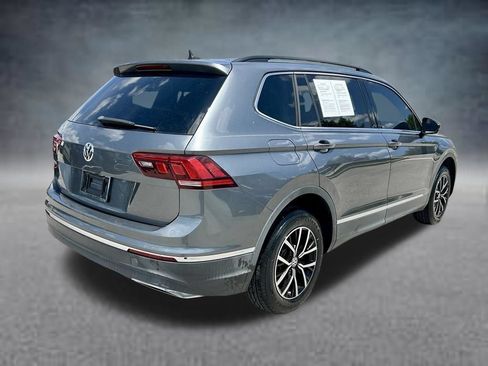 Used 2021 Volkswagen Tiguan SE FWD image 5
