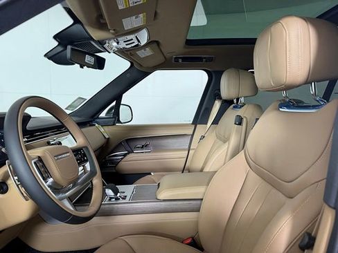 New 2026 Land Rover Range Rover Long Wheelbase SE image 29