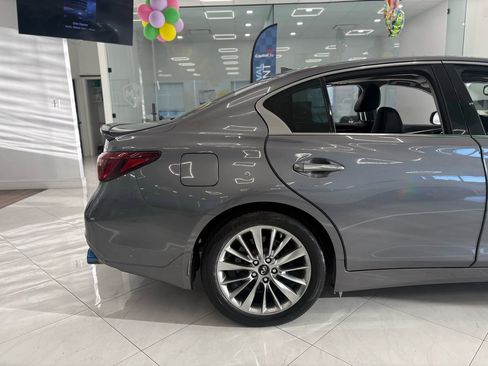 Used 2018 INFINITI Q50 Luxe w/ Essential Package (3.0T Luxe) image 8