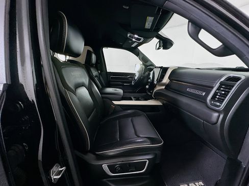Used 2019 RAM 1500 Laramie RWD image 32