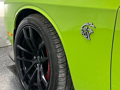 Used 2023 Dodge Challenger SRT Hellcat w/ Driver Convenience Group image 9