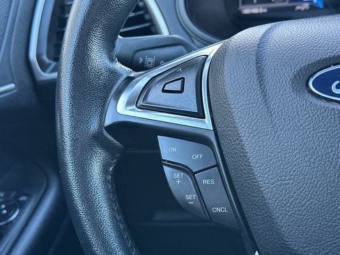 Used 2022 Ford Edge SEL image 26