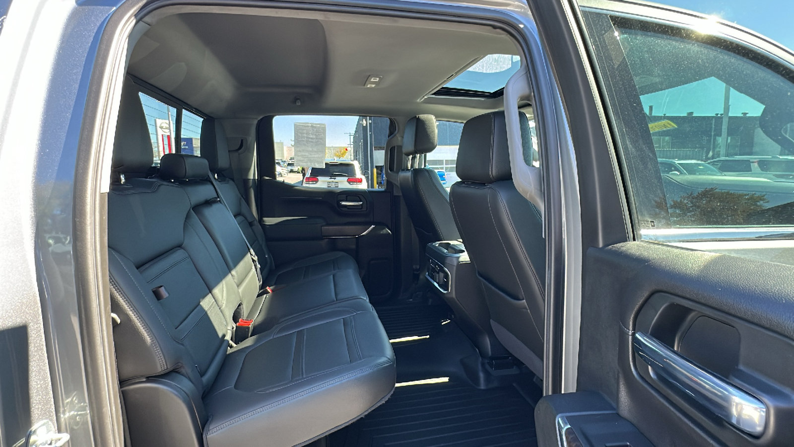 Used 2020 GMC Sierra 1500 Denali w/ Denali Ultimate Package AWD/4WD image 25