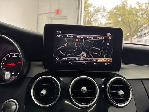 Used 2018 Mercedes-Benz C 300 Sedan image 35