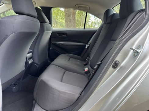 Used 2025 Toyota Corolla LE FWD image 23