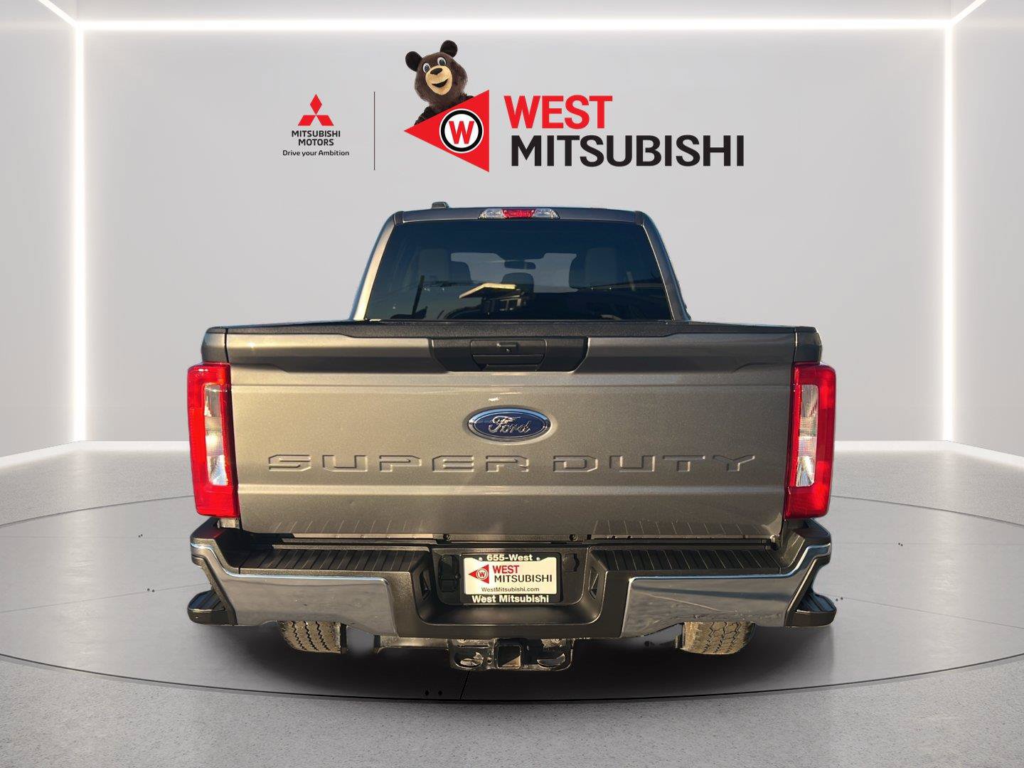 Used 2025 Ford F250 XLT w/ FX4 Off-Road Package AWD/4WD image 5