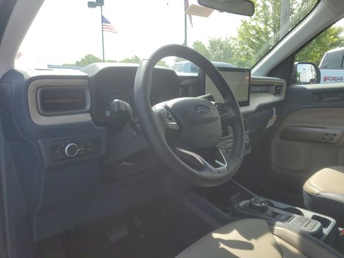 New 2025 Ford Maverick Lariat image 13