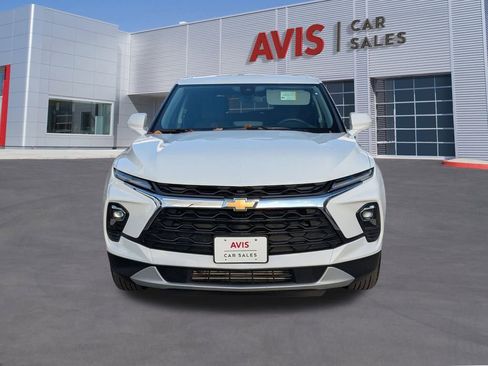 Used 2025 Chevrolet Blazer LT image 10