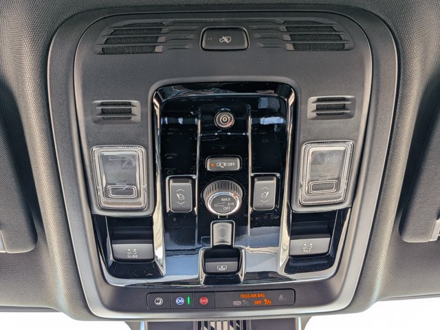 New 2026 GMC Yukon Denali w/ Denali Reserve Package AWD/4WD image 34