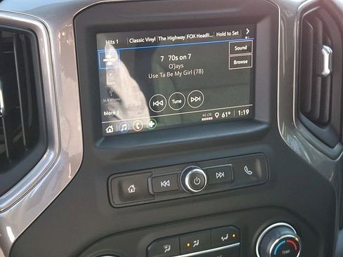 Used 2024 Chevrolet Silverado 1500 Custom image 20