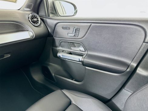 New 2026 Mercedes-Benz GLB 250 GLB 250 image 25