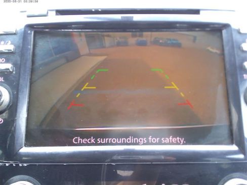 Used 2019 Nissan Murano S AWD/4WD image 14