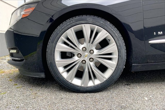 Used 2015 Chevrolet Impala LTZ FWD image 8