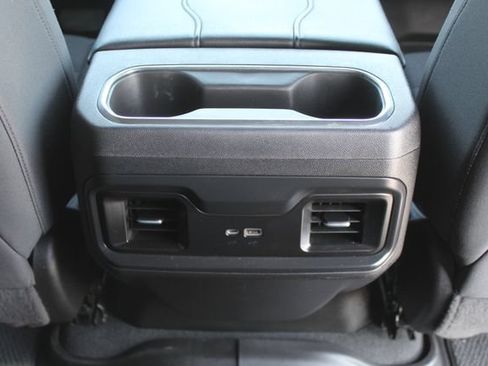 Used 2023 Chevrolet Silverado 1500 RST w/ Protection Package AWD/4WD image 17