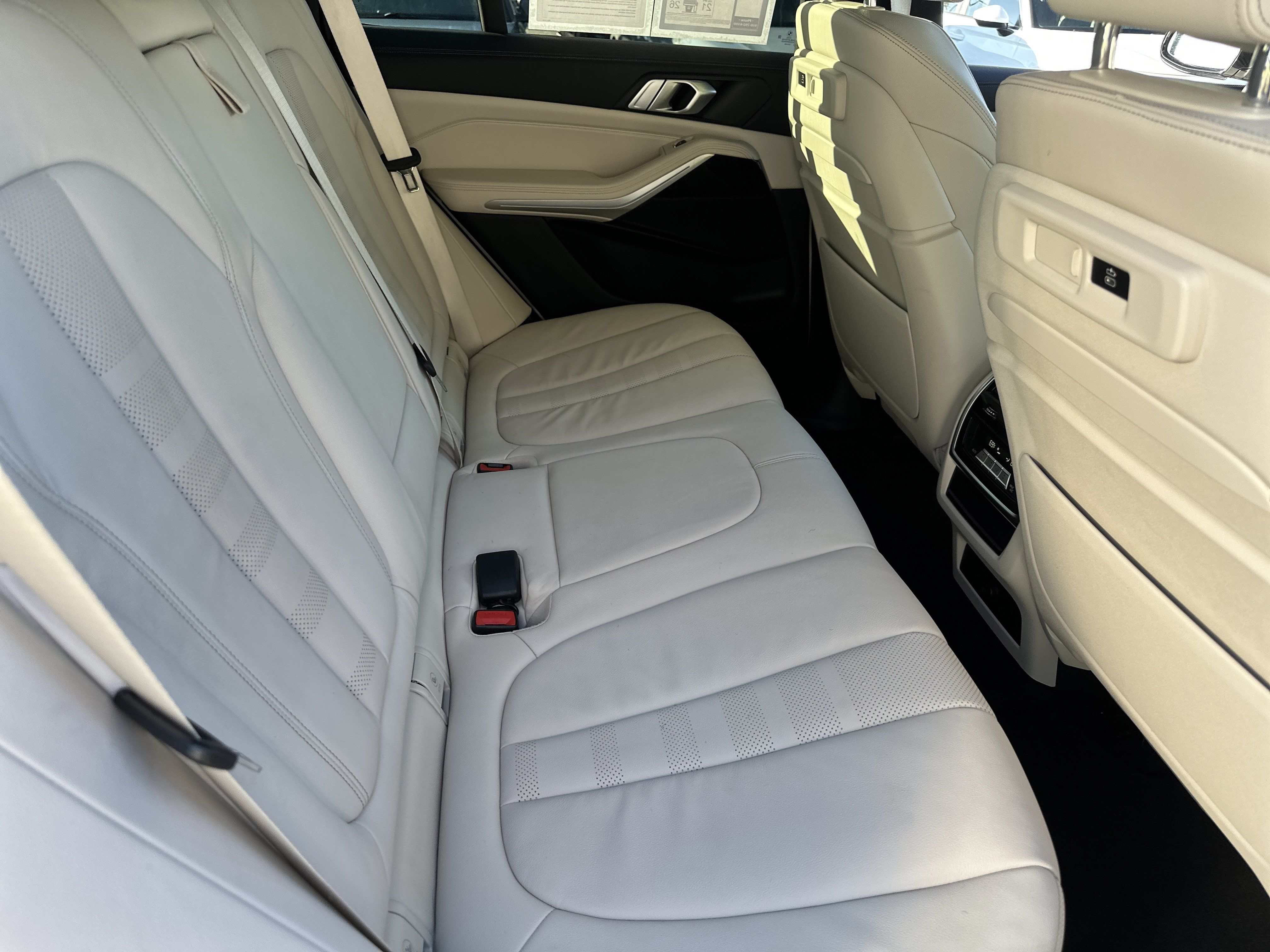 Used 2020 BMW X5 sDrive40i w/ Premium Package RWD image 14
