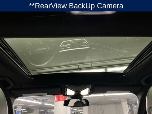 Used 2020 BMW 330i xDrive Sedan w/ Executive Package image 9