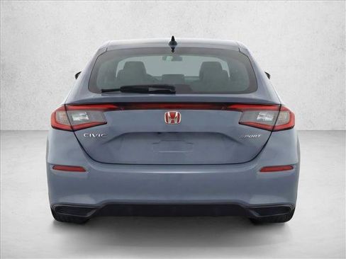 Used 2023 Honda Civic Sport image 6