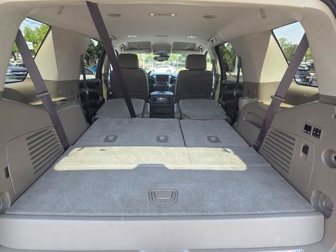 Used 2019 Chevrolet Tahoe LT w/ Luxury Package AWD/4WD image 23