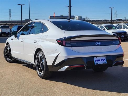 New 2026 Hyundai Sonata SEL image 3