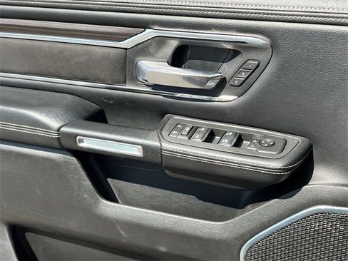 Used 2025 RAM 1500 Laramie image 32