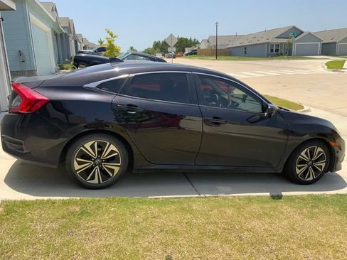 Used 2016 Honda Civic EX-T image 22