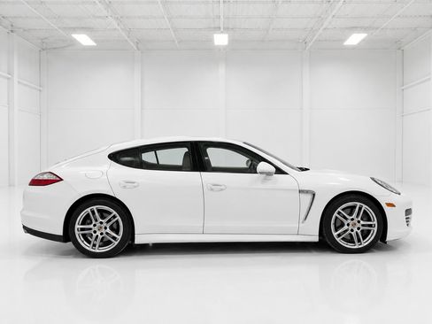 Used 2013 Porsche Panamera image 5