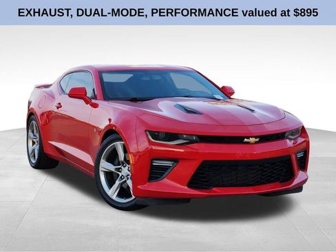 Used 2018 Chevrolet Camaro SS image 1