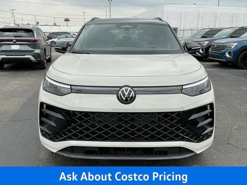 New 2026 Volkswagen Tiguan SE R-Line AWD/4WD image 8