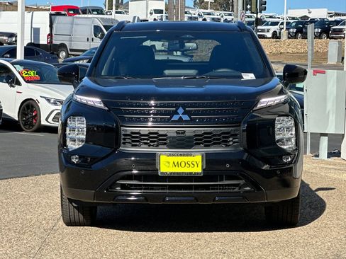 New 2025 Mitsubishi Outlander SEL image 8