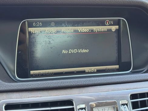 Used 2014 Mercedes-Benz E 350 Sedan image 33