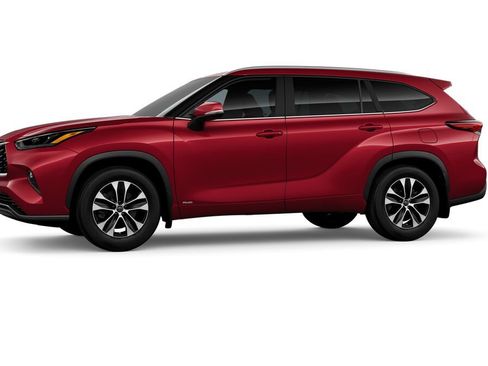 New 2026 Toyota Highlander XLE image 3