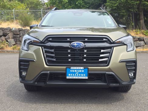 Certified 2025 Subaru Ascent Bronze Edition AWD/4WD image 6
