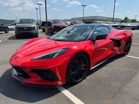 Used 2023 Chevrolet Corvette Stingray Premium Conv w/ Z51 Performance Package RWD image 4