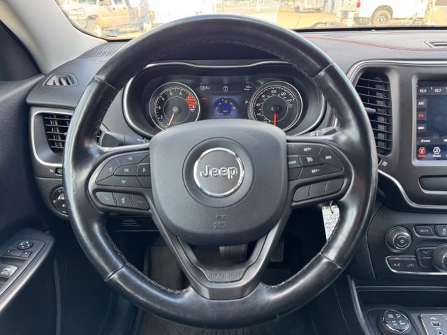 Used 2020 Jeep Cherokee Trailhawk w/ Cold Weather Group AWD/4WD image 18