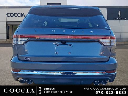 Certified 2025 Lincoln Aviator AWD image 5